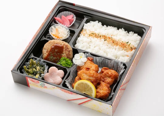 [ 617 ] 幕の内：鶏もも唐揚げ&デミグラスハンバーグ